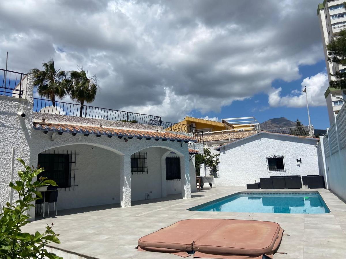 Villa Con Piscina A Un Paso De La Playa Benidorm Exterior photo